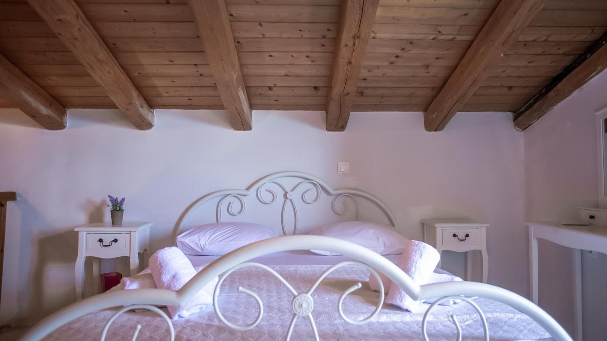 Ionian Grand Apartment Kornata ภายนอก รูปภาพ