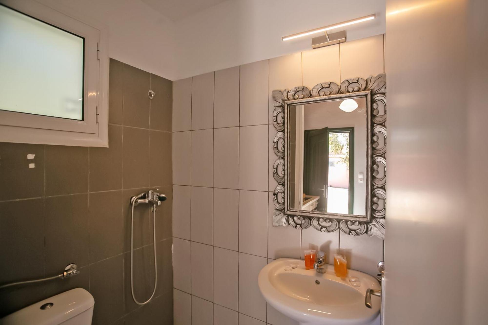 Ionian Grand Apartment Kornata ภายนอก รูปภาพ